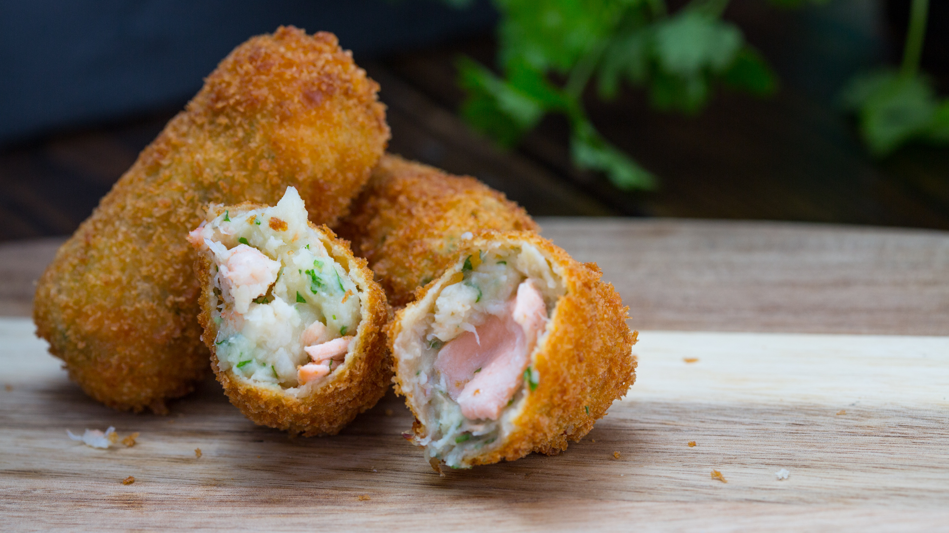 Food Busker - Cheesy Fish Pie Bites