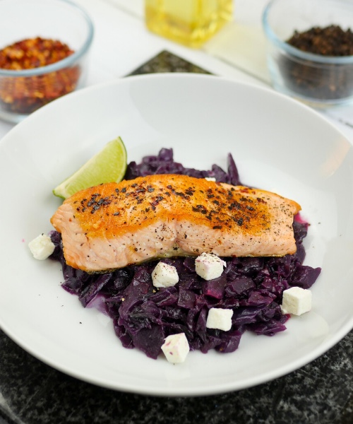 SalmonwithRedCabbageandBeetrootRS Mash Direct